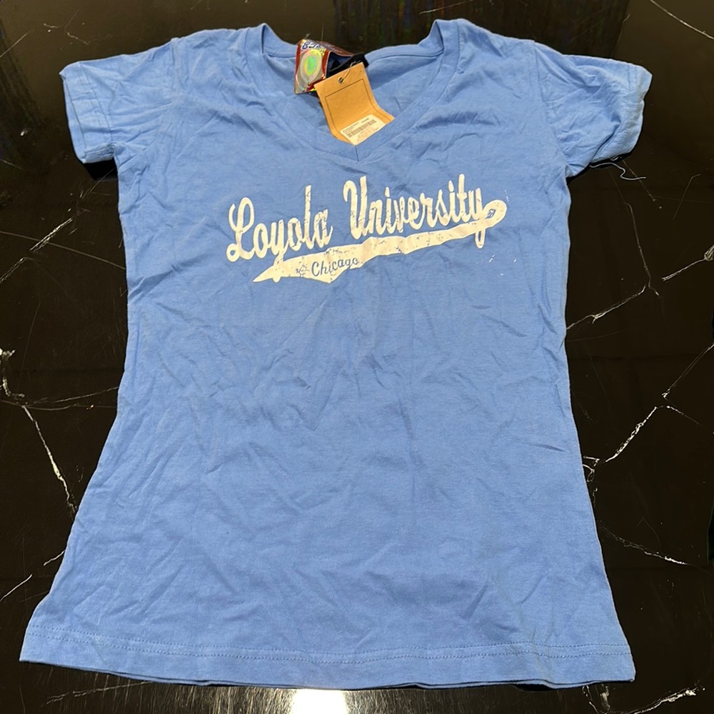 Brand new medium Periwinkle Loyola University Chicago short sleeve tshirt